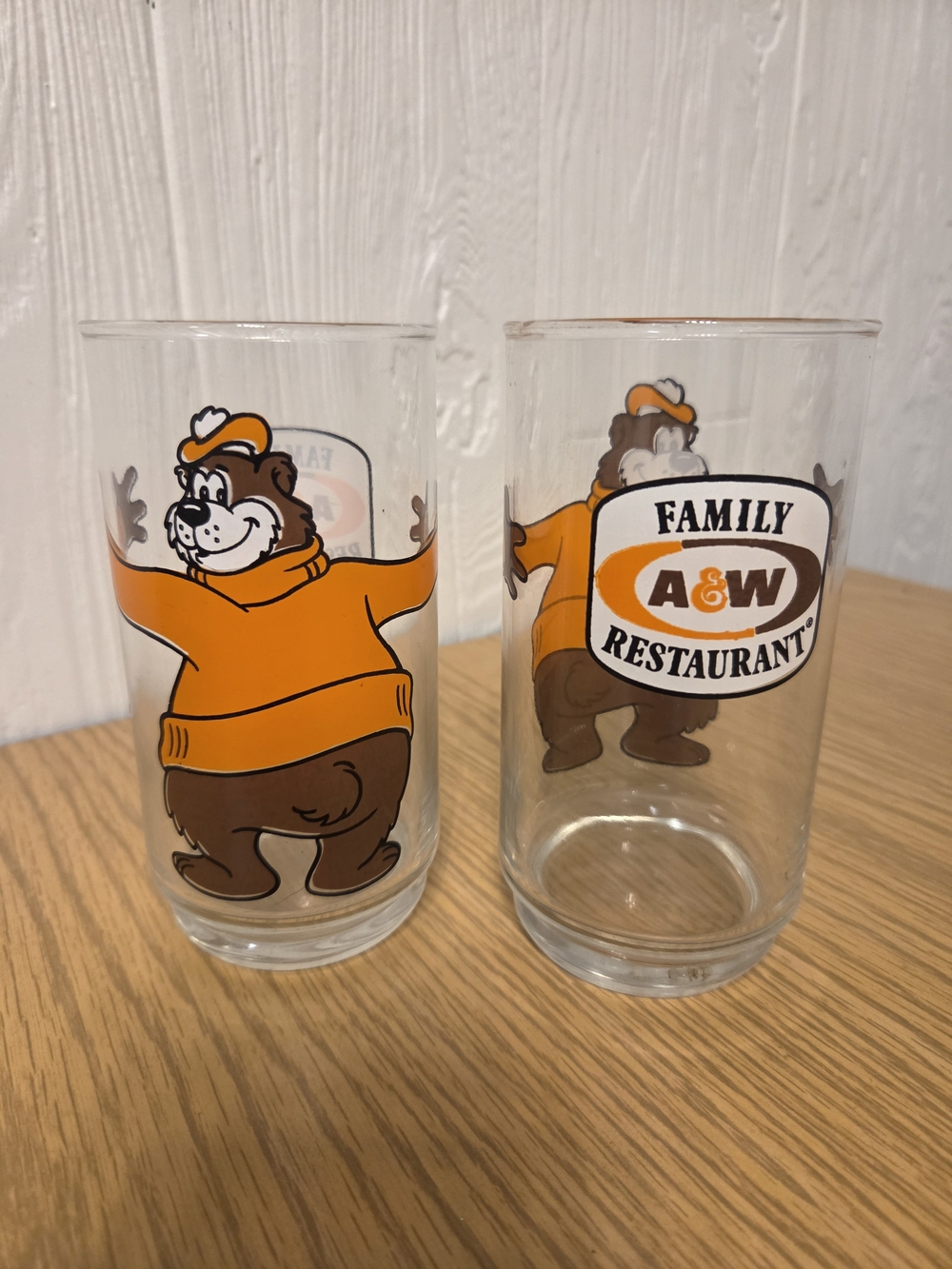 Vintage A&W Rootbeer Glasses.
